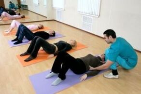 Bewegungstherapie als Methode zur Behandlung von Osteochondrose.